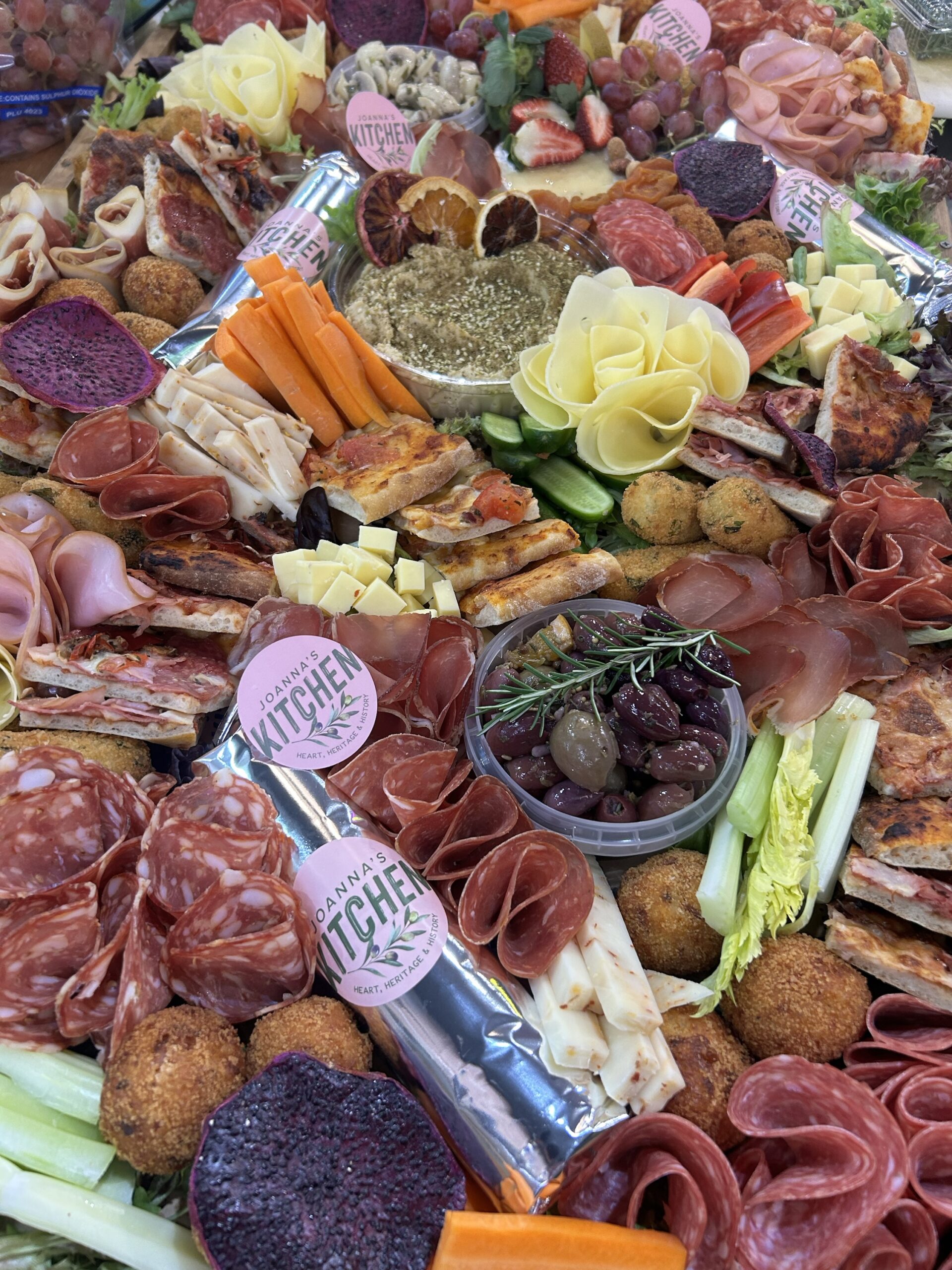 Large Portable grazing Board (feeds 30 people) price includes $100 refundable bond